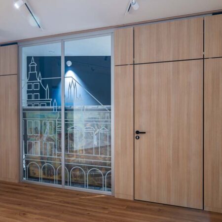 OLB Bremen - Trennwand mit Holzbestandteilen